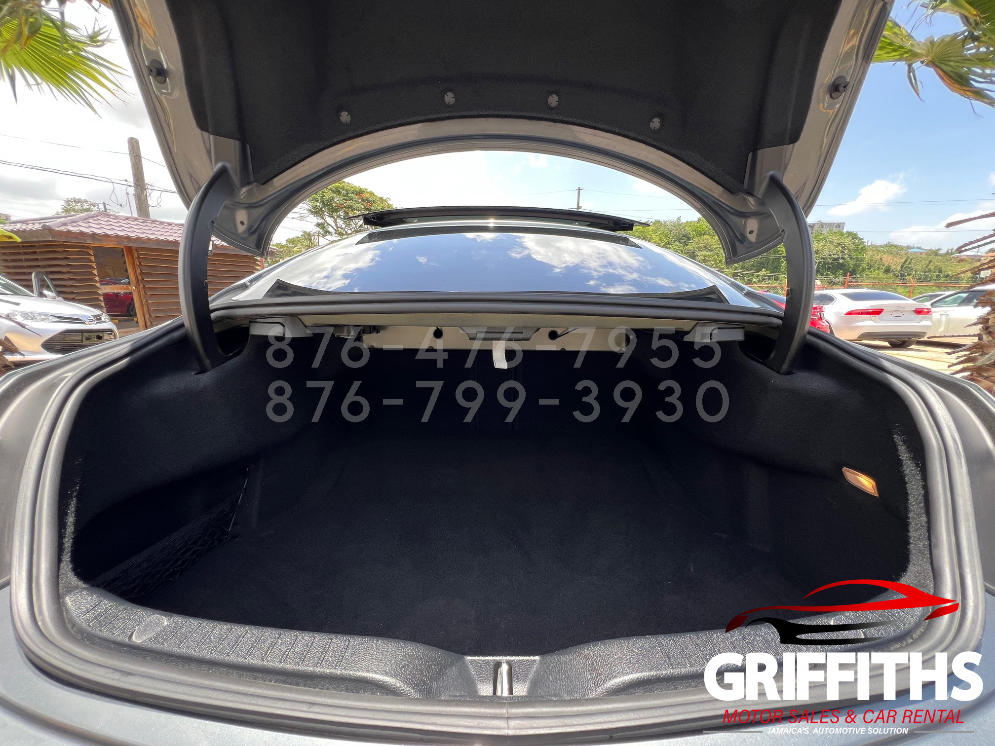 Vehicle Image 8